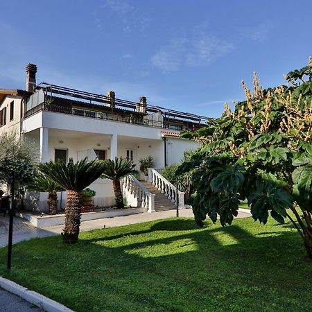 Готель Il Giardino Di Stella Фраскаті Екстер'єр фото